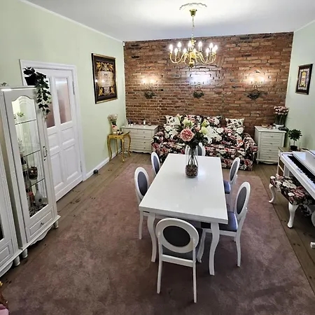 Hoavilla Maison De *